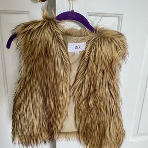Brown faux fur Jack by BB Dakota size M vest, short (length hits at waist)